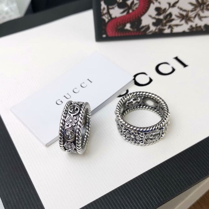 GG Interlocking G Flowers Ring