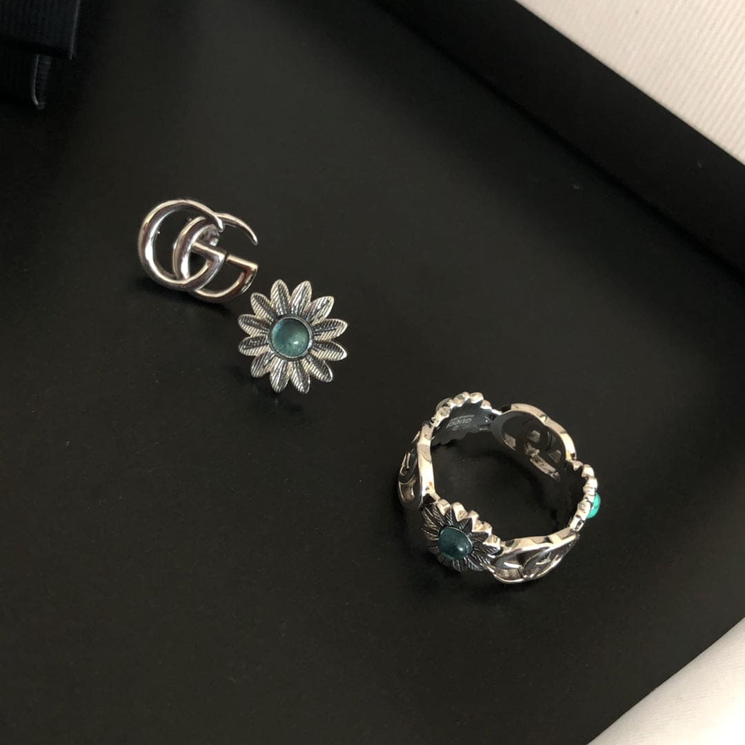 GG Flowers Ring