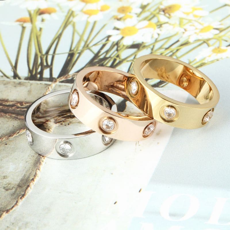 18K Love Wedding Six Diamonds Ring