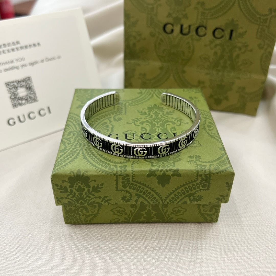 GG Marmont Bangle Bracelet
