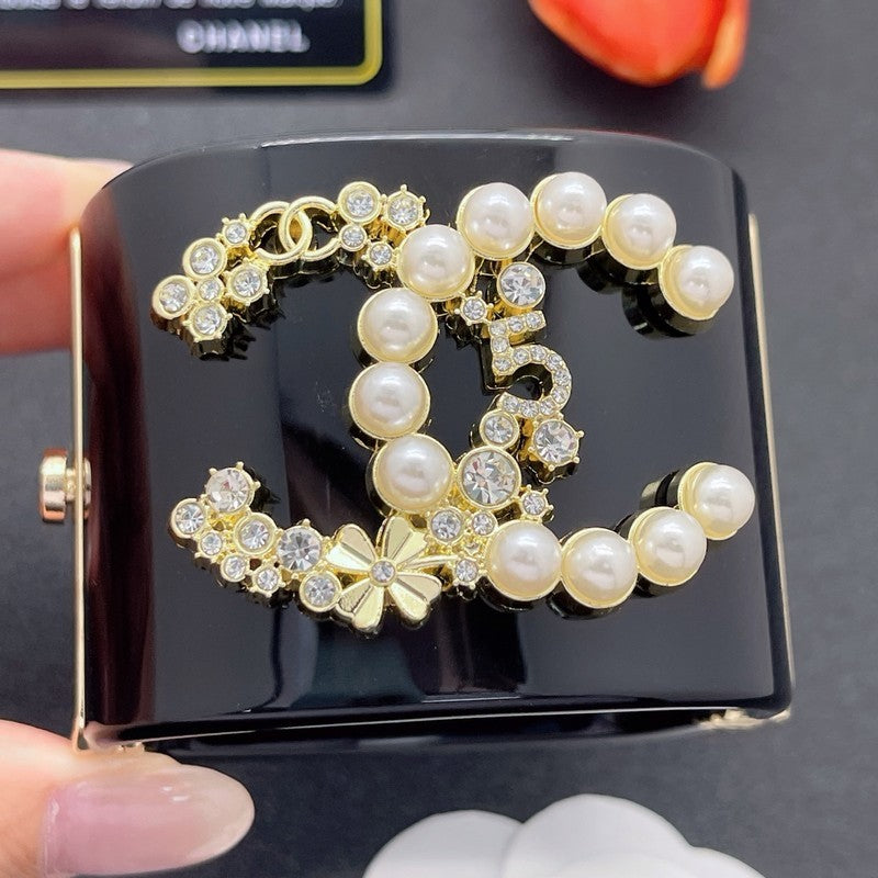 18K CC Pearl & Diamond Black Cuff Bracelet