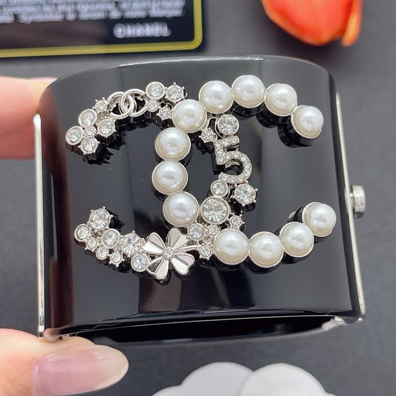 18K CC Pearl & Diamond Black Cuff Bracelet