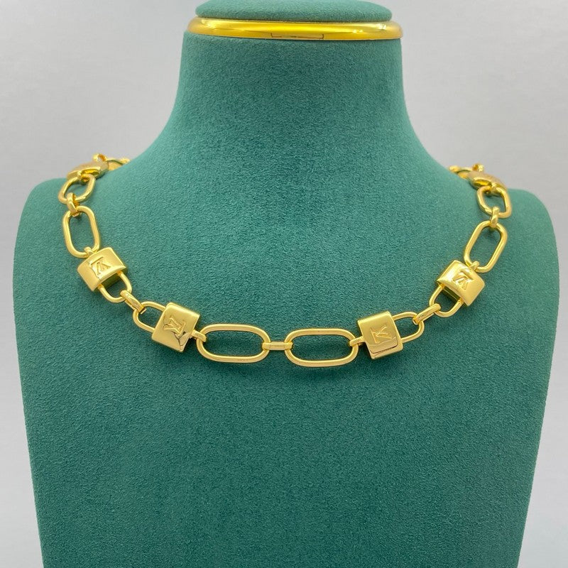 18K Louis Lock Gold Chain Necklace