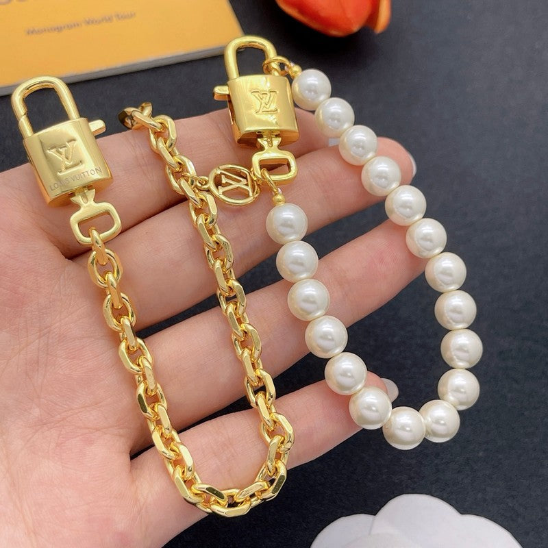18K Louis Pearl & Gold Chain Bracelet Set