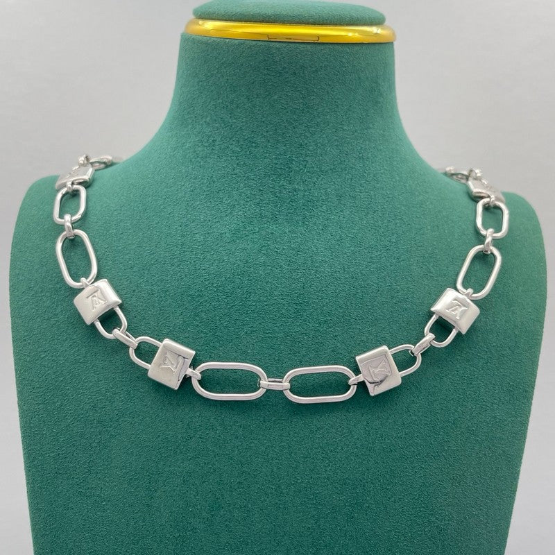 18K Louis Lock Gold Chain Necklace