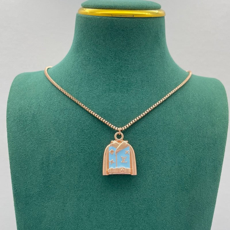 18K Louis Dress Gold Necklace