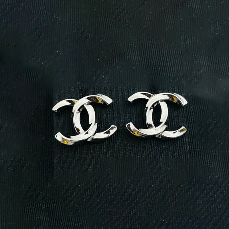 18K CC White Gold Earrings