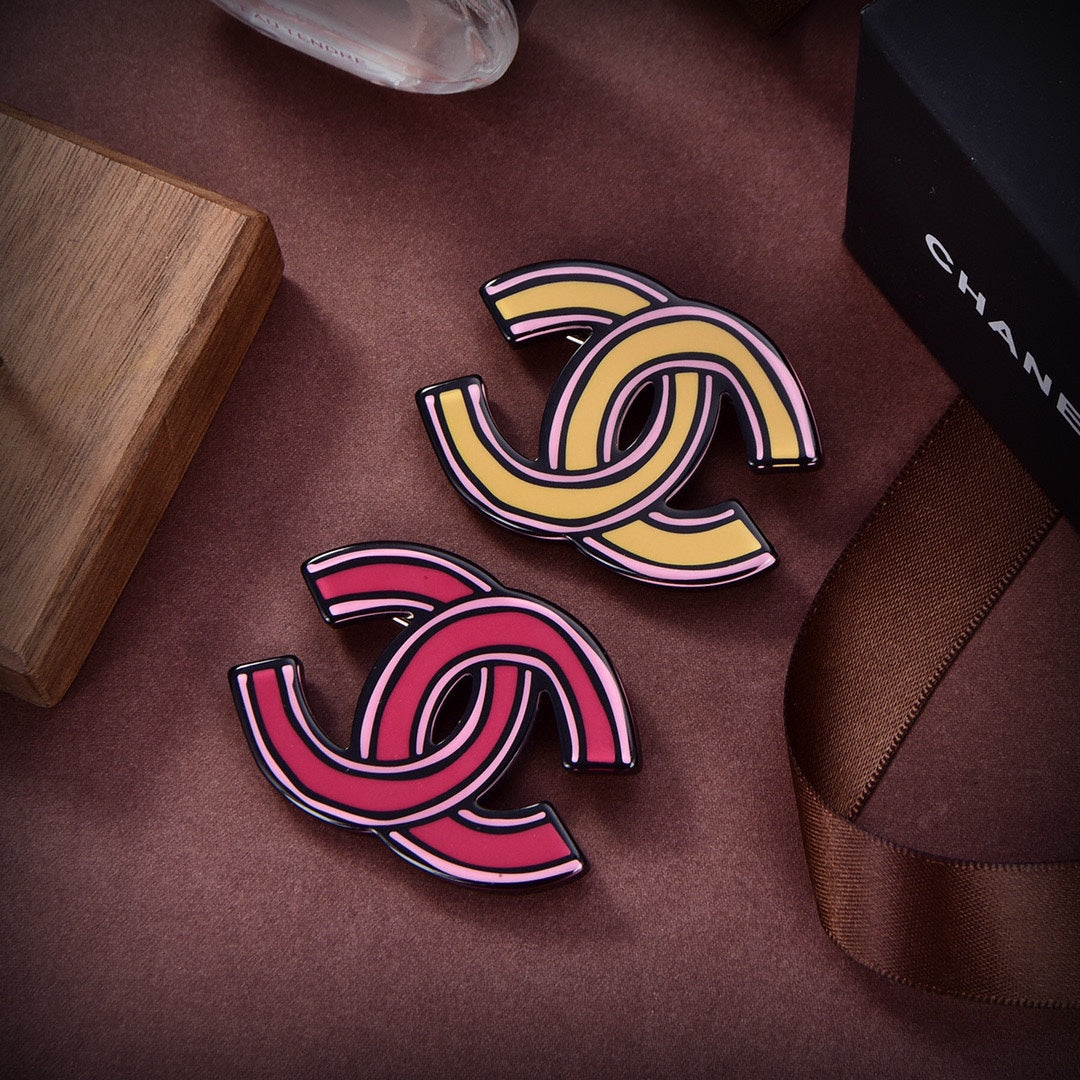 18K CC Pink Brooch