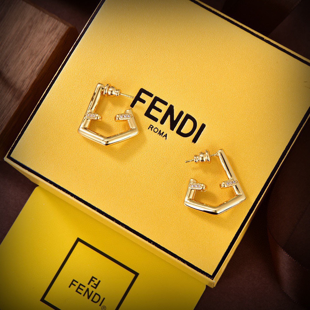 18K F First Earrings
