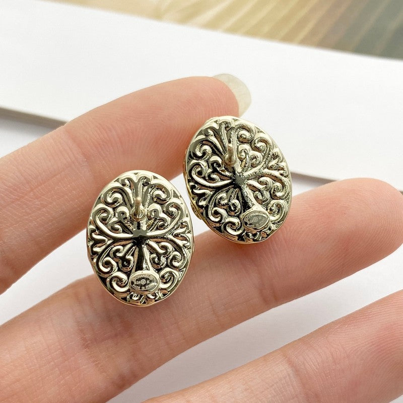18K CC Oval Pearl Gold Earrings