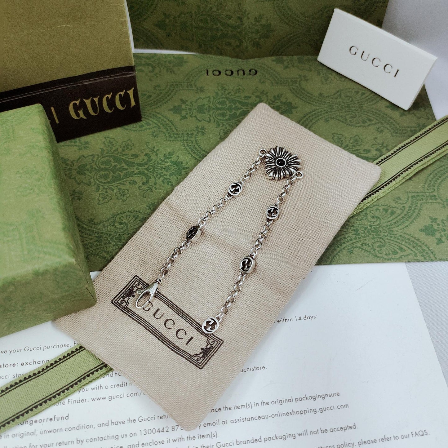 GG Interlocking G Heart Bracelet