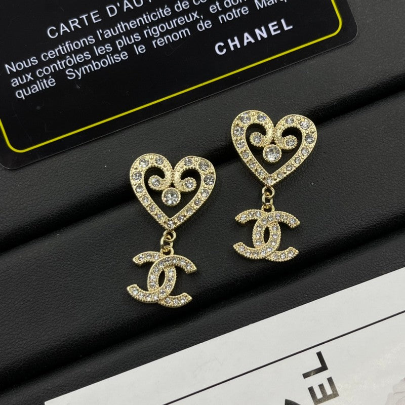 18K CC Diamond Heart Earrings