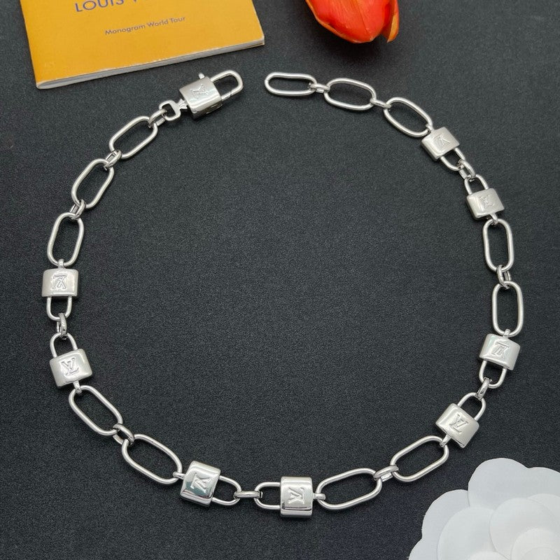 18K Louis Lock Gold Chain Necklace