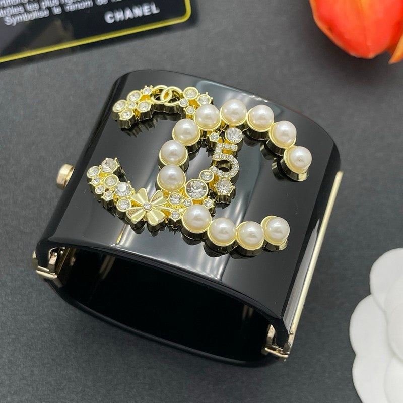18K CC Pearl & Diamond Black Cuff Bracelet