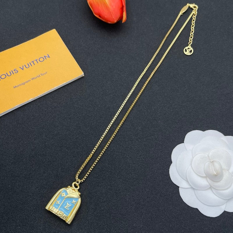 18K Louis Dress Gold Necklace