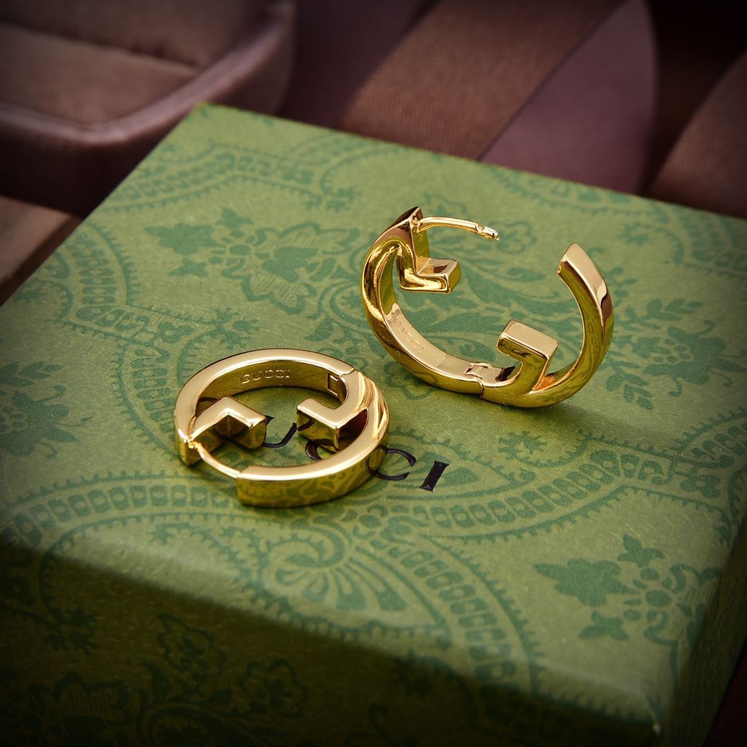 18K GG Hollow Earrings