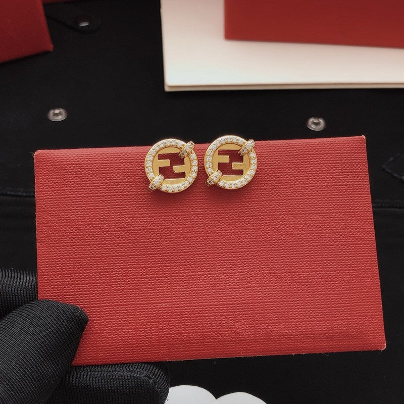 18K F Diamond Gold Earrings