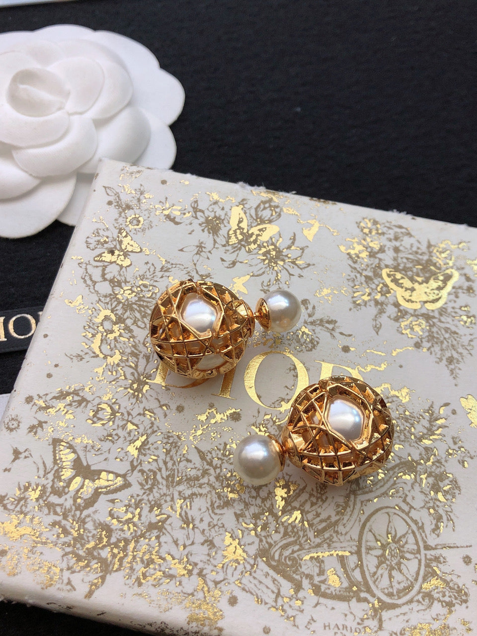18K CD Tribales Earrings