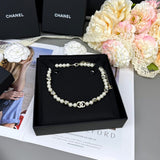 18K CC 25B Pearl Heart Choker Necklace