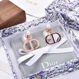 18K CD 30 Montaigne Earrings