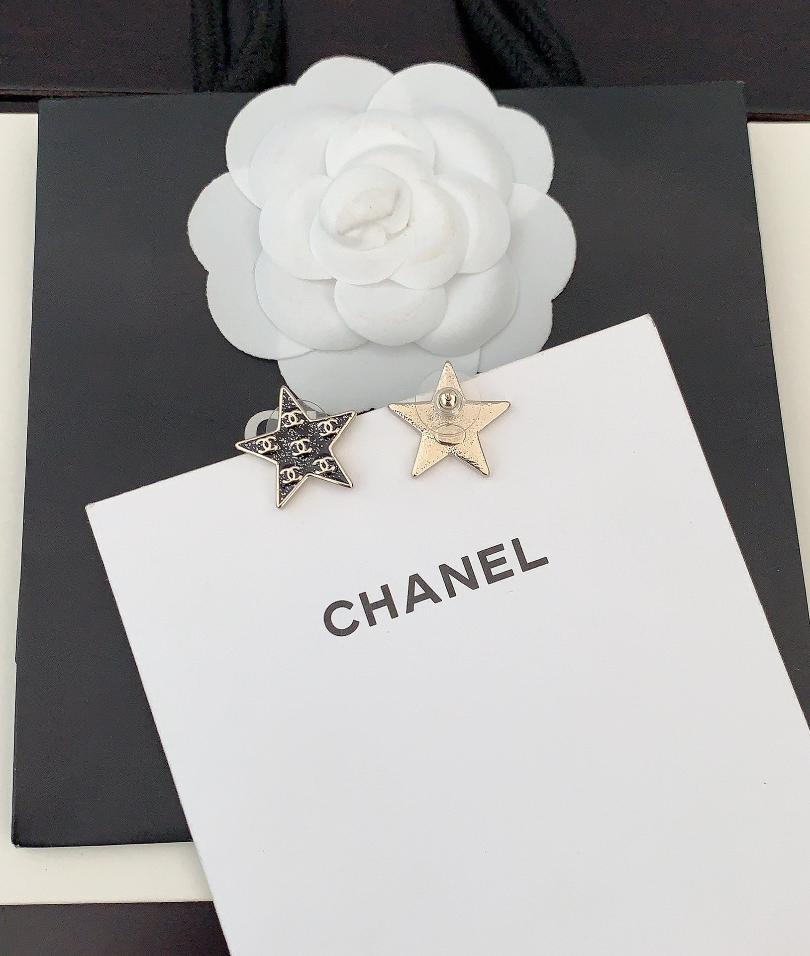 18K CC Star Earrings