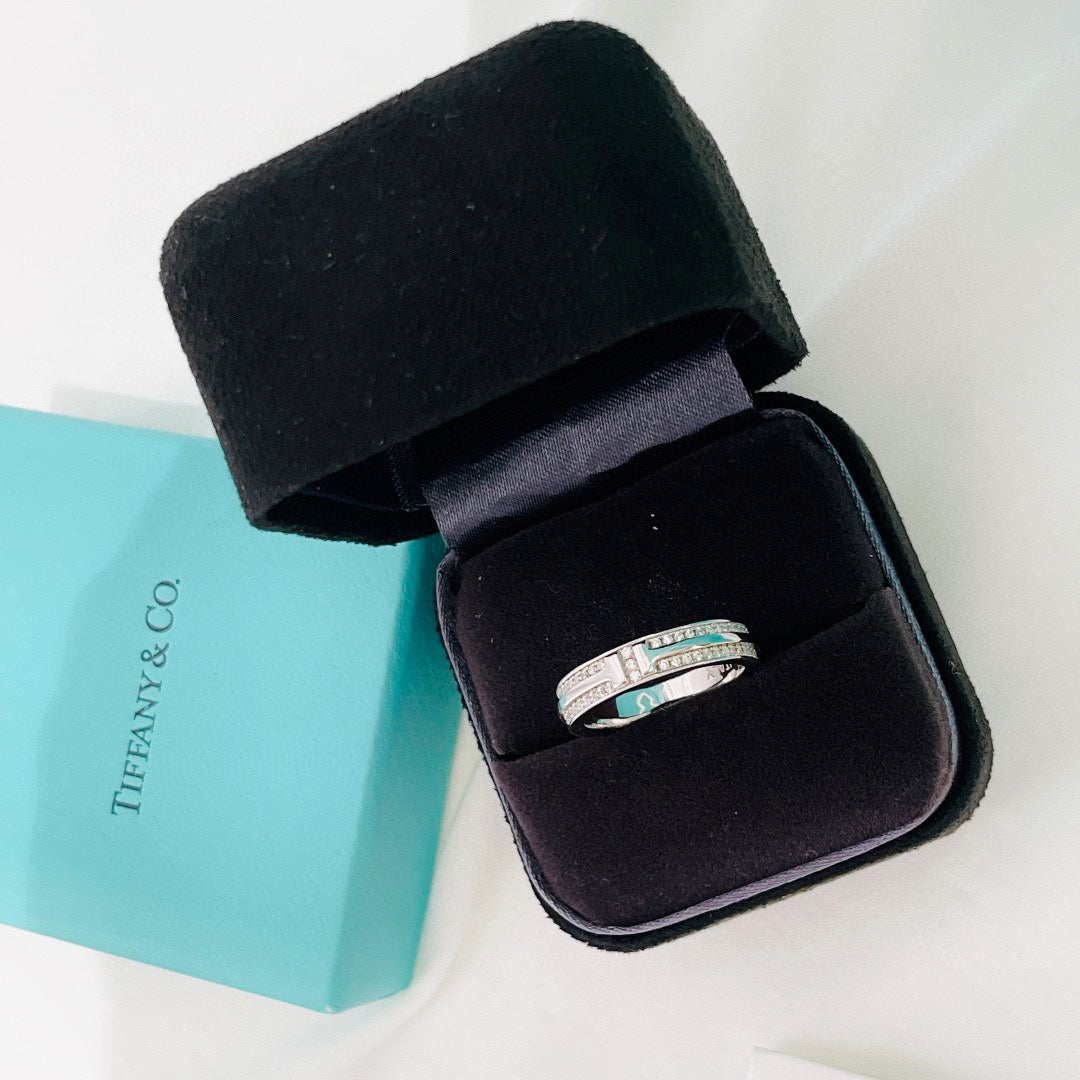 18K T Narrow Pave Diamond Ring