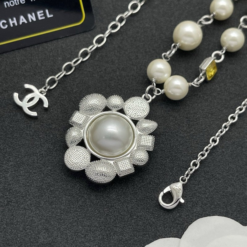 18K CC Color Crystal Pearl Chain Necklace