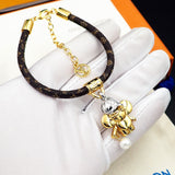18K Louis Vivienne Pearls Bracelet