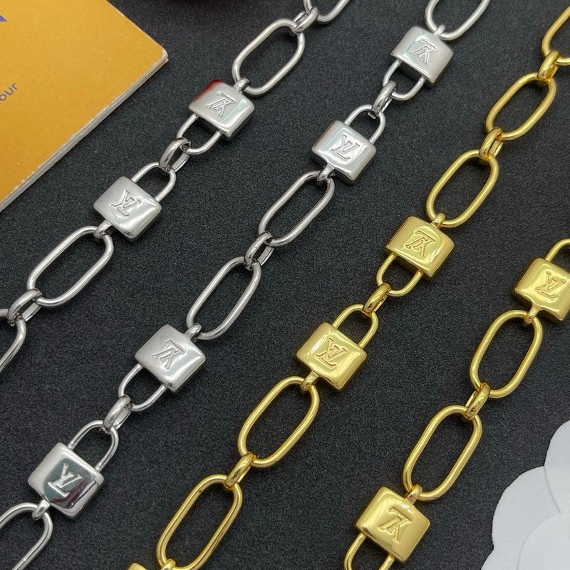 18K Louis Lock Gold Chain Necklace